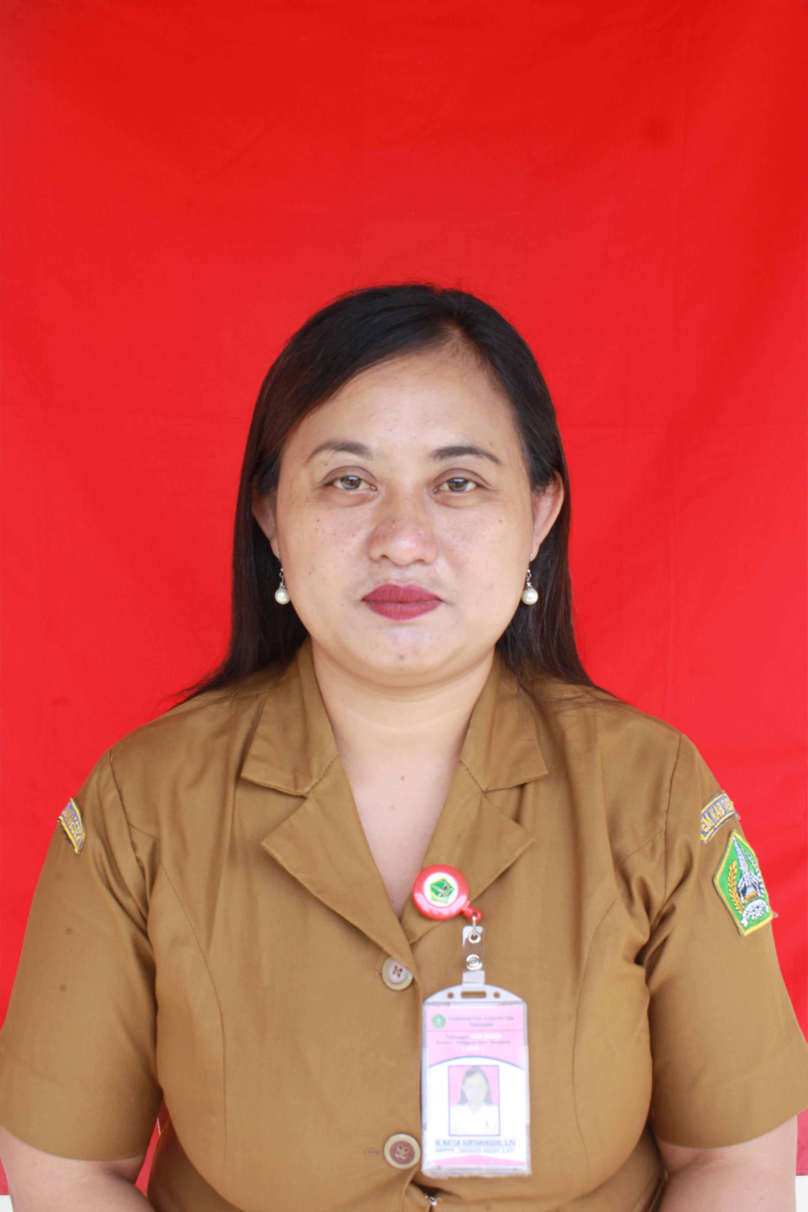 <center>Bendahara BOS<br>Ni Wayan Suryaningsih</center>