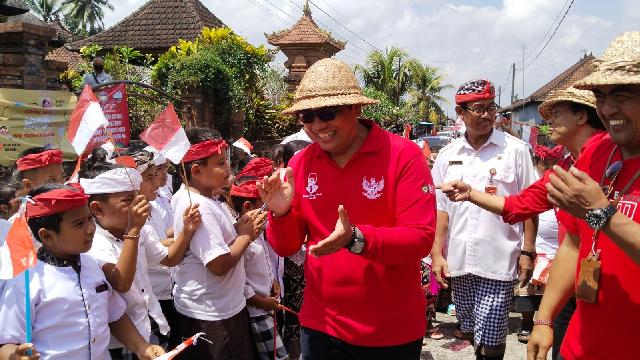 <center></center> video